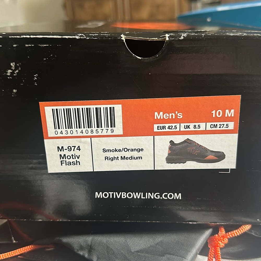 Men’s footwear